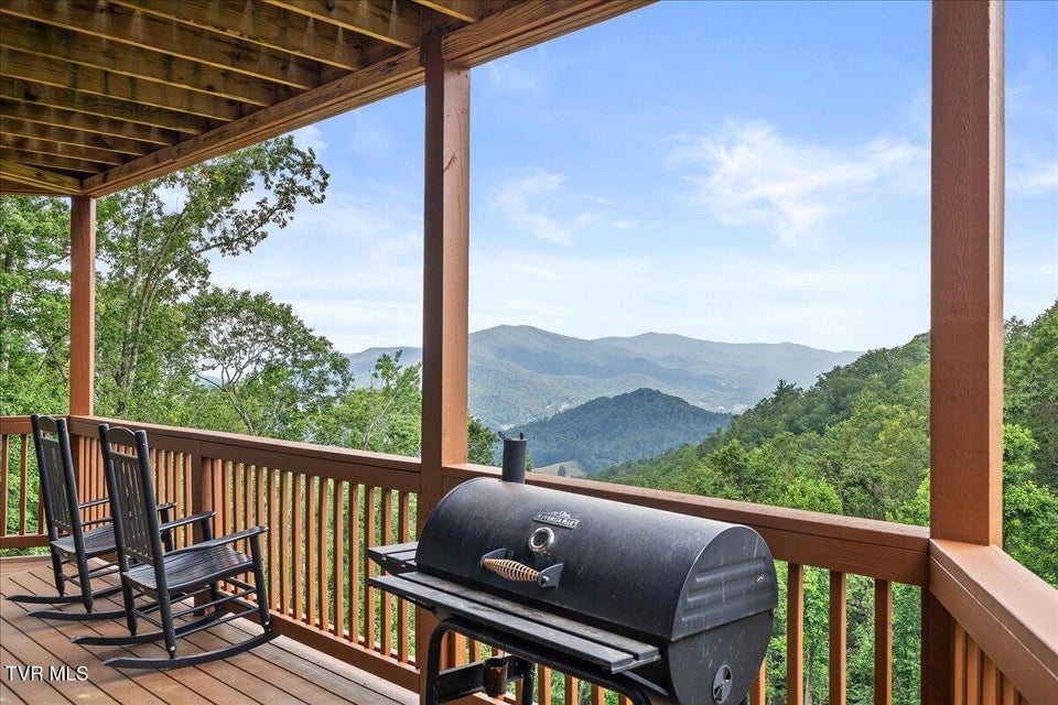 Photo #5: 4014 Callalantee Drive