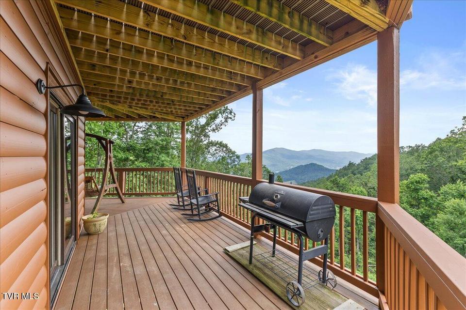 Photo #6: 4014 Callalantee Drive