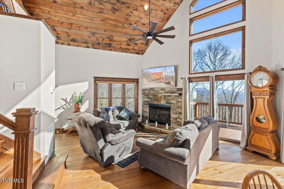 Photo #15: 4014 Callalantee Drive