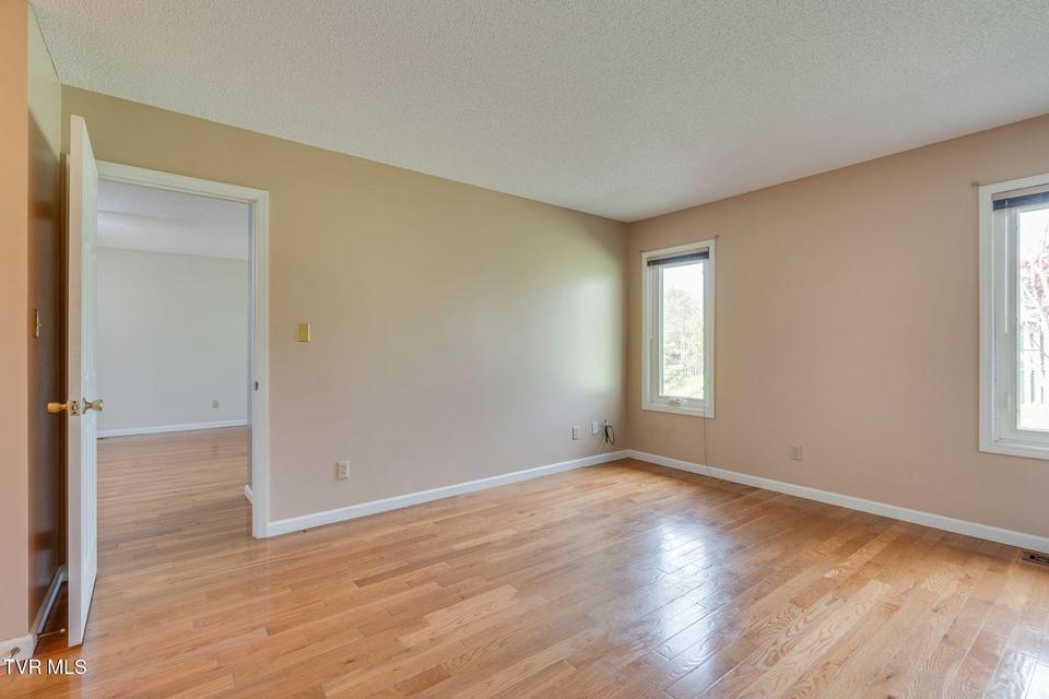 Photo #19: 405 Manor Drive