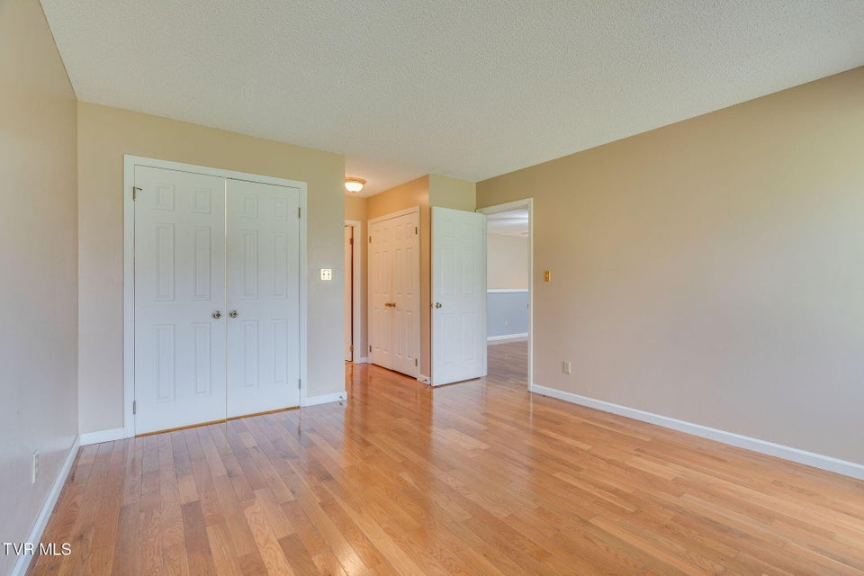 Photo #20: 405 Manor Drive