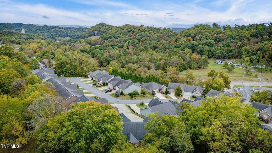 Photo #35: 205 Bridgewater Court