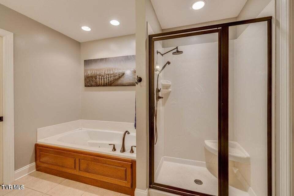 Photo #18: 205 Bridgewater Court