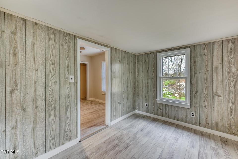 Photo #16: 441 Mimosa Street