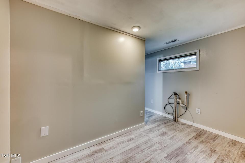 Photo #21: 441 Mimosa Street