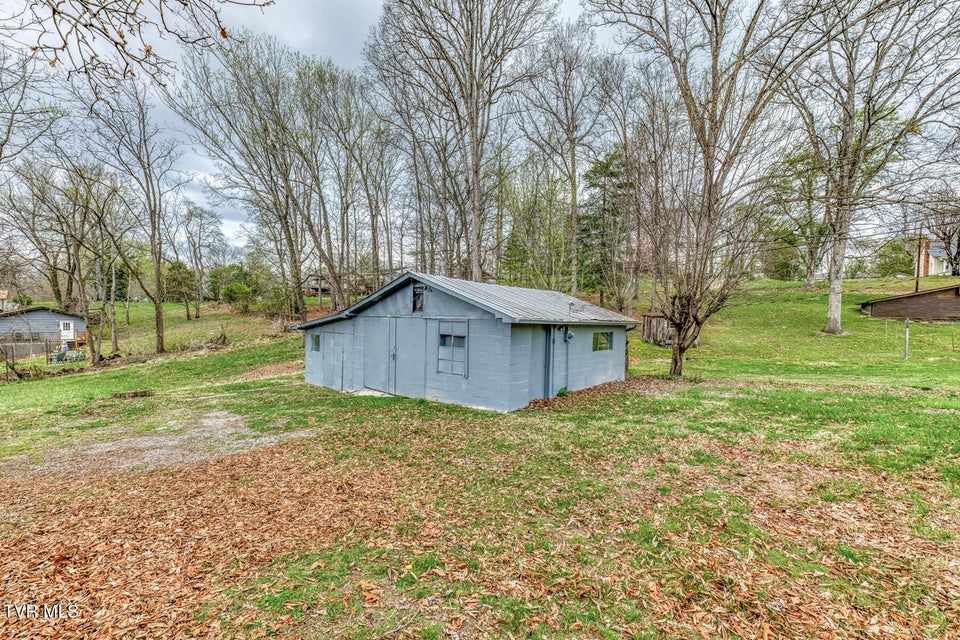 Photo #30: 441 Mimosa Street