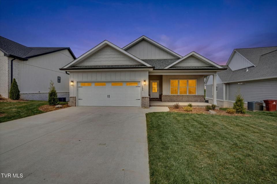 Photo #59: 266 Winston Place