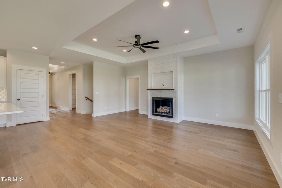 Photo #18: 266 Winston Place