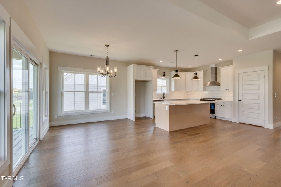 Photo #9: 266 Winston Place