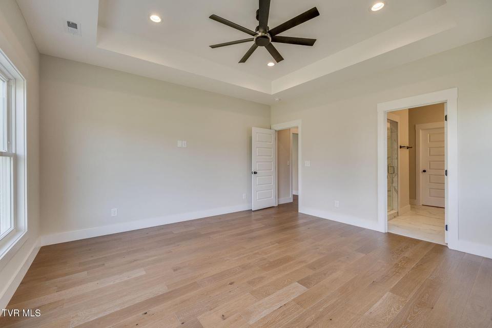 Photo #25: 266 Winston Place