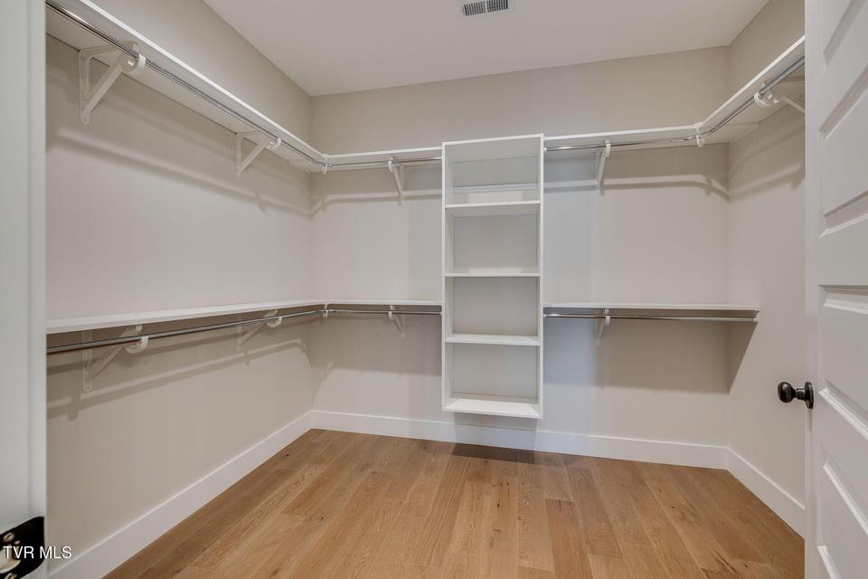 Photo #24: 266 Winston Place