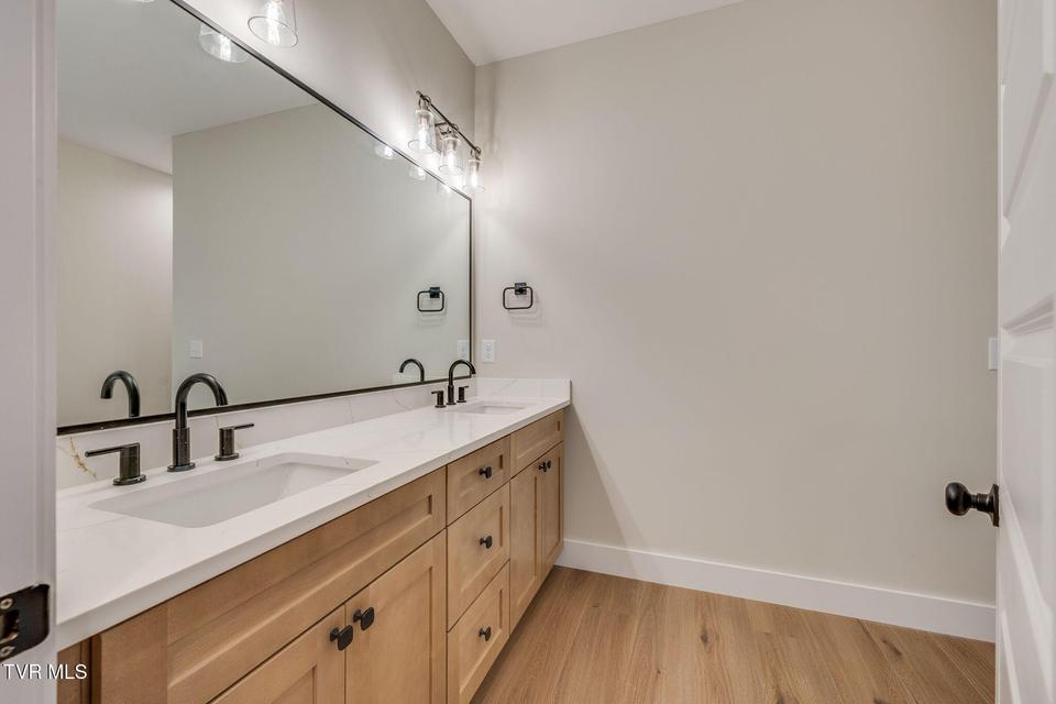 Photo #39: 266 Winston Place