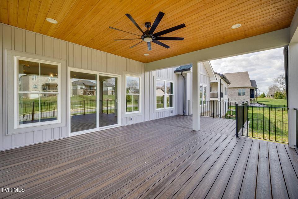 Photo #16: 266 Winston Place