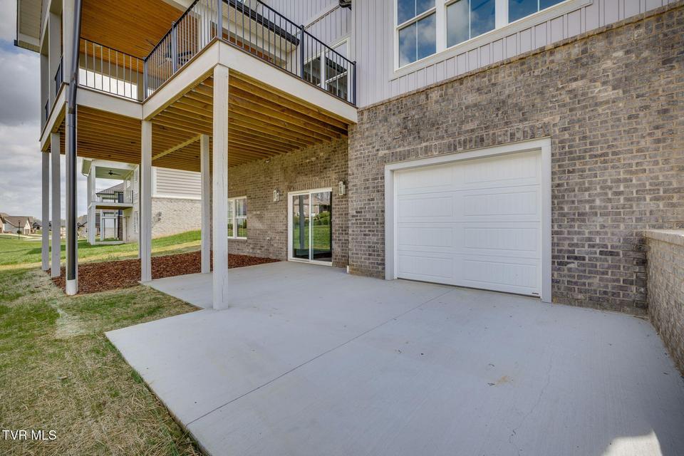 Photo #48: 266 Winston Place