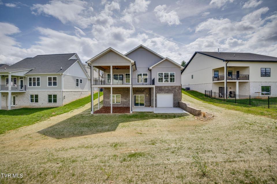 Photo #51: 266 Winston Place