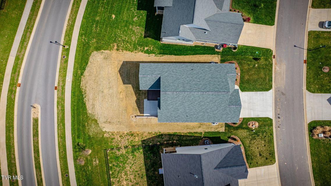 Photo #57: 266 Winston Place