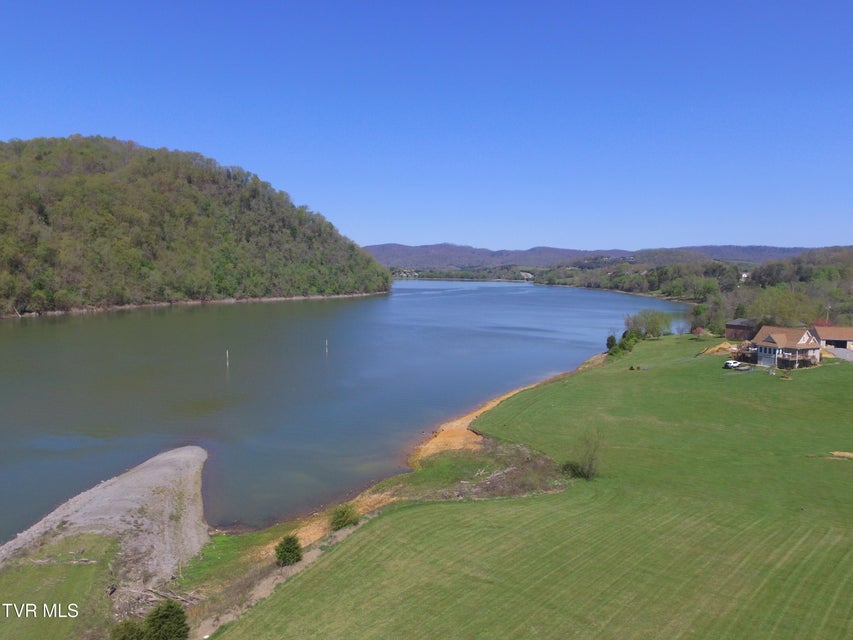 Photo #6: 101 Riverfront Drive