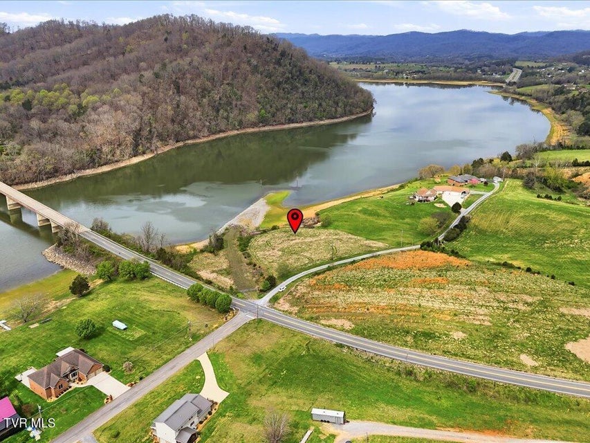 Photo #31: 101 Riverfront Drive