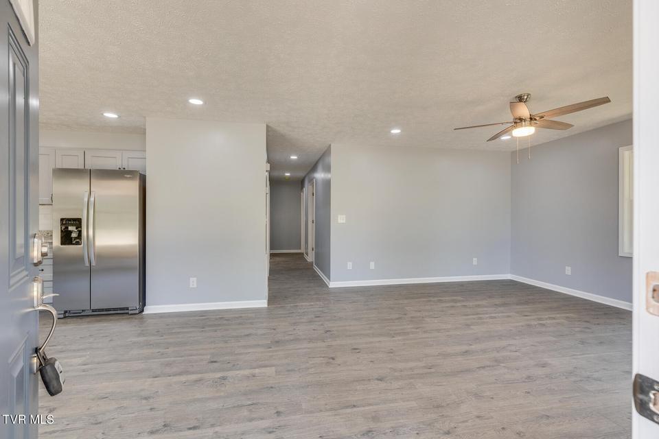 Photo #2: 104 Woodmont Avenue