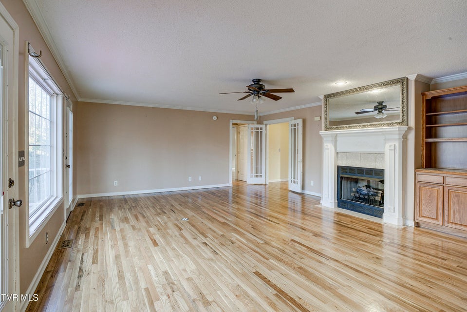 Photo #16: 144 Blue Bird Drive