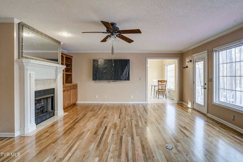 Photo #18: 144 Blue Bird Drive