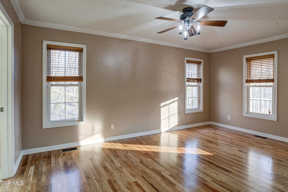 Photo #24: 144 Blue Bird Drive