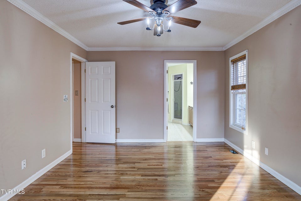 Photo #26: 144 Blue Bird Drive