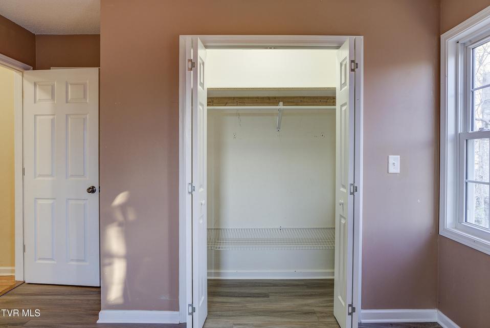 Photo #37: 144 Blue Bird Drive