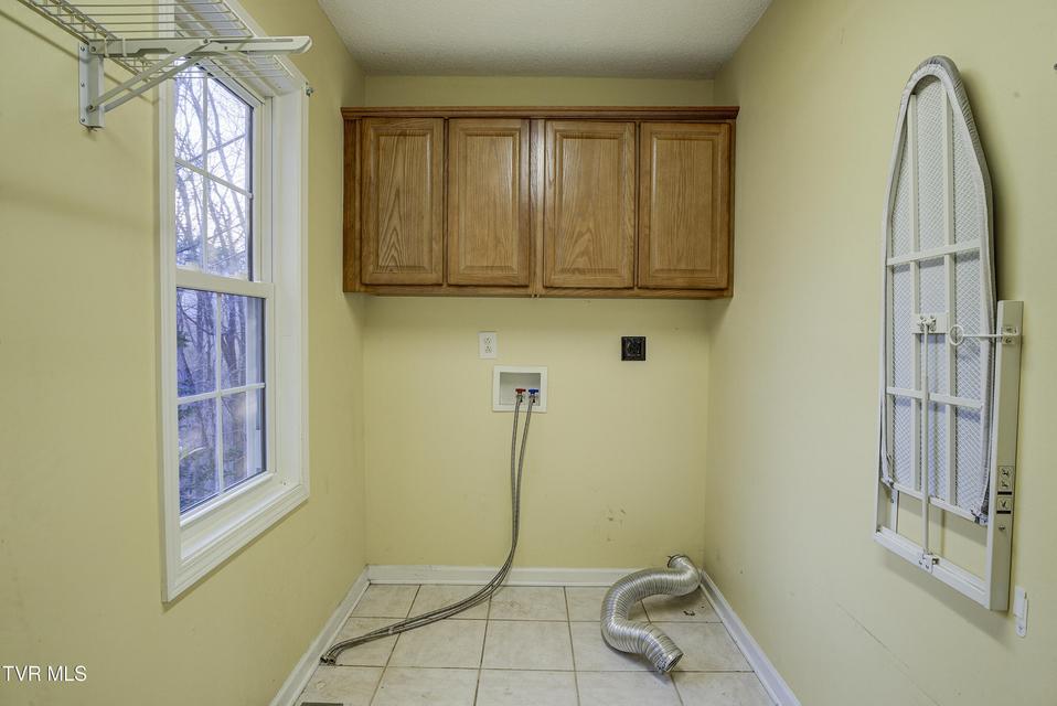 Photo #49: 144 Blue Bird Drive