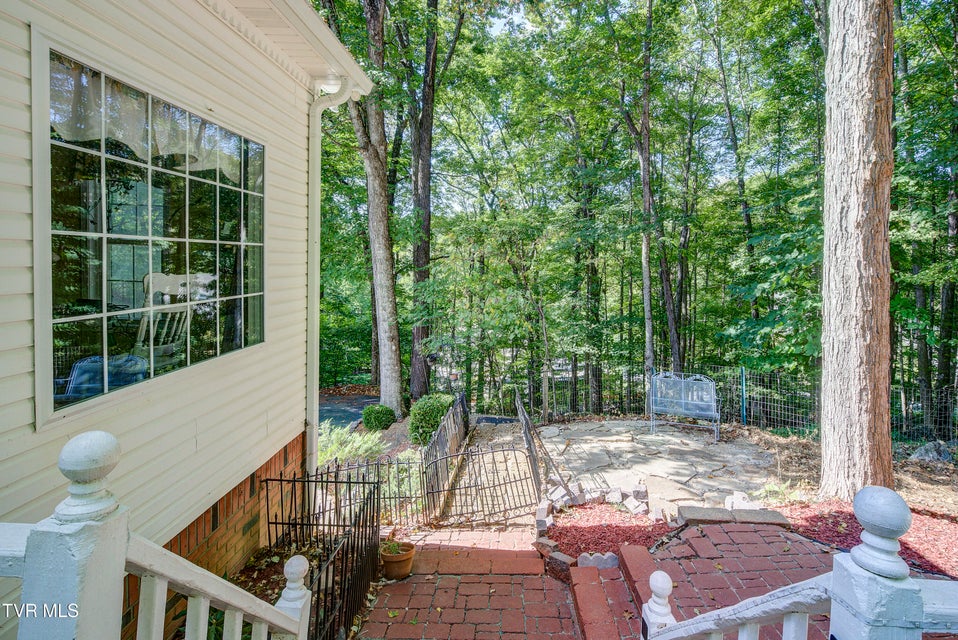 Photo #57: 144 Blue Bird Drive