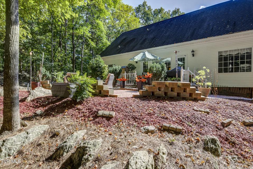 Photo #64: 144 Blue Bird Drive