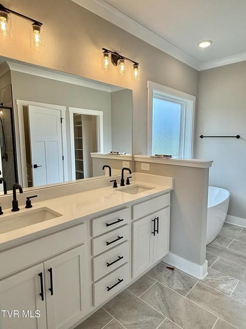 Photo #8: 785 Twilight Falls