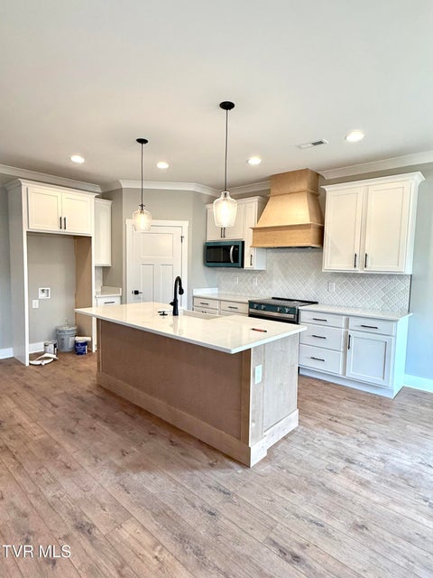 Photo #3: 785 Twilight Falls