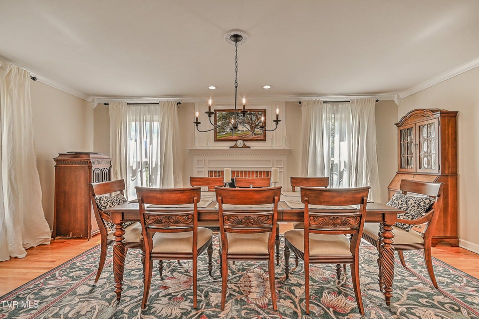 Photo #12: 1032 Rotherwood Drive