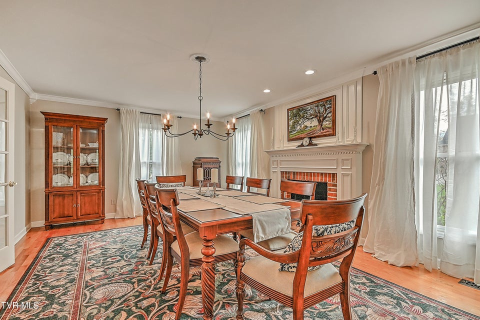 Photo #15: 1032 Rotherwood Drive