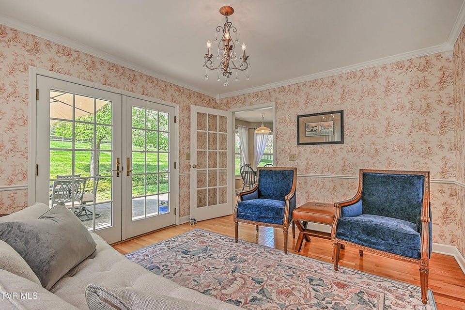 Photo #17: 1032 Rotherwood Drive