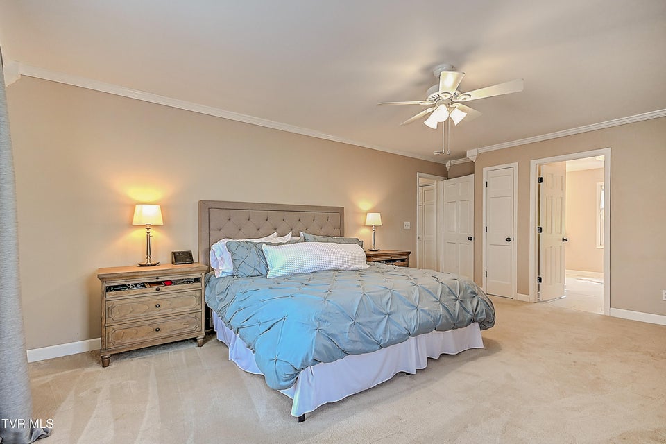 Photo #39: 1032 Rotherwood Drive