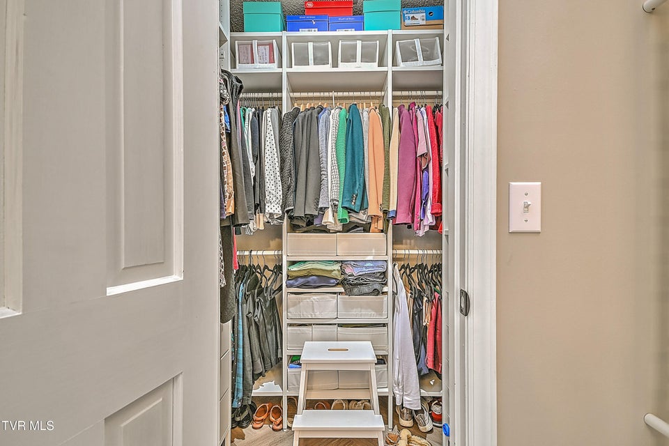 Photo #47: 1032 Rotherwood Drive