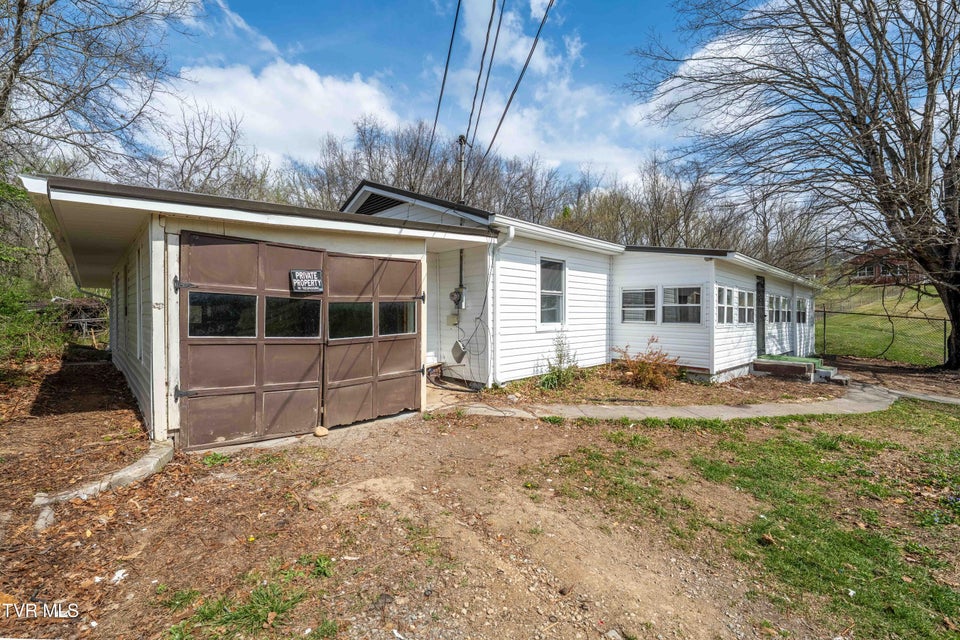 Photo #26: 1663 Bristol Caverns Highway