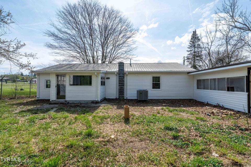 Photo #32: 1663 Bristol Caverns Highway