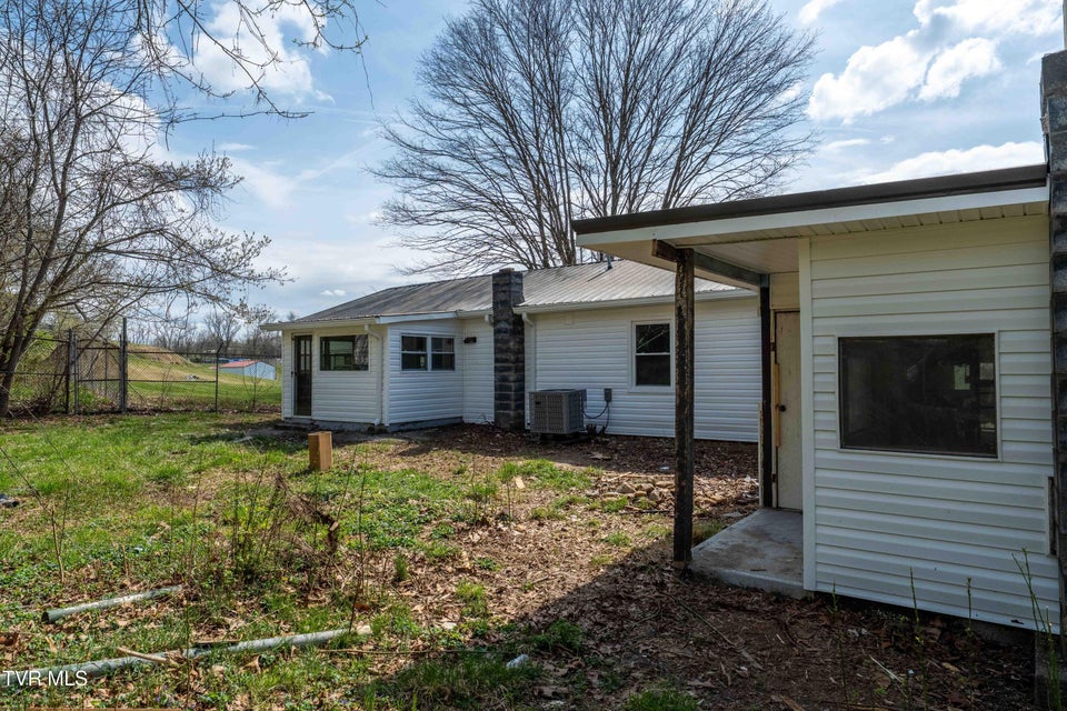 Photo #34: 1663 Bristol Caverns Highway