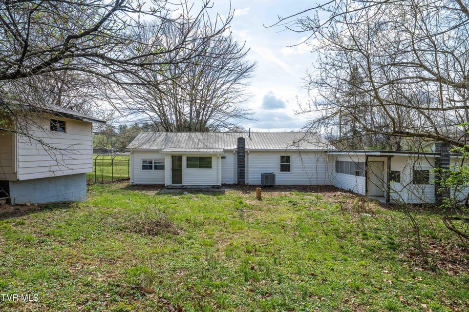 Photo #37: 1663 Bristol Caverns Highway