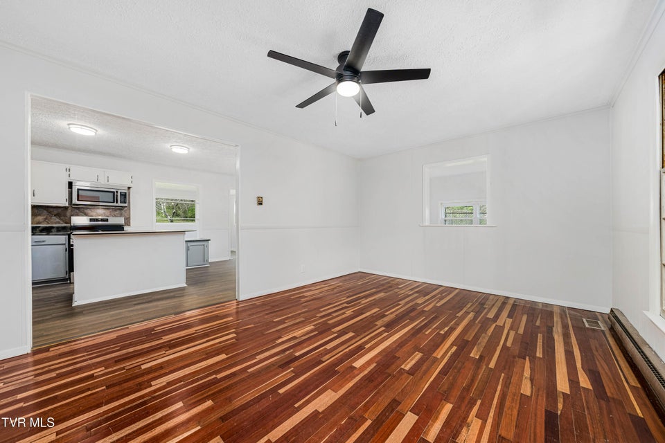 Photo #48: 1663 Bristol Caverns Highway