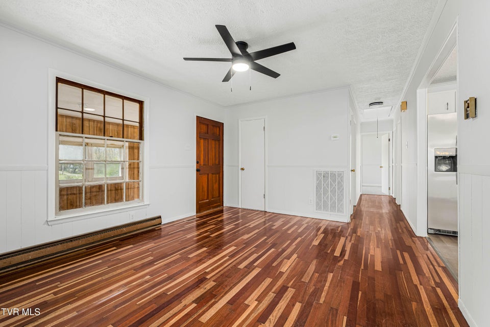 Photo #50: 1663 Bristol Caverns Highway