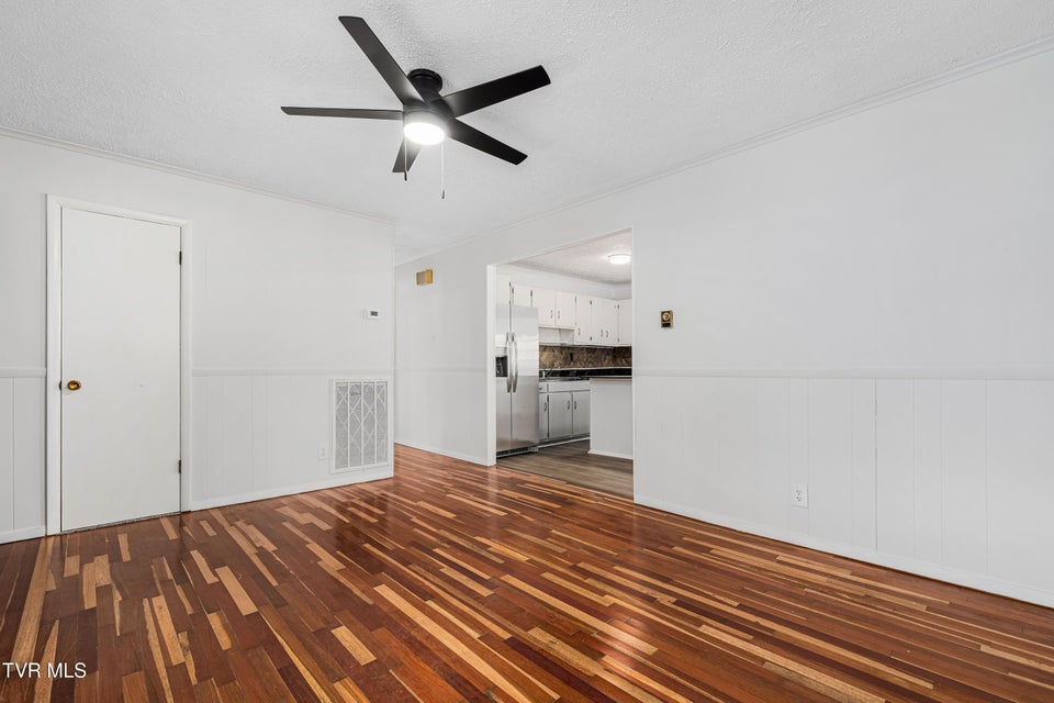 Photo #51: 1663 Bristol Caverns Highway