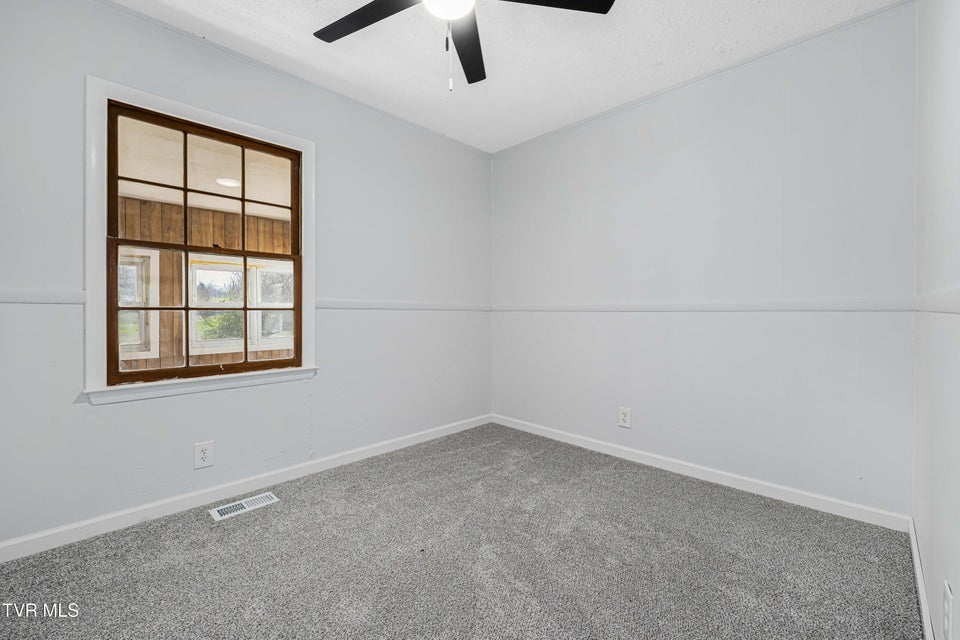 Photo #63: 1663 Bristol Caverns Highway