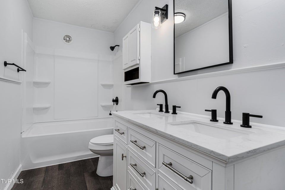 Photo #65: 1663 Bristol Caverns Highway