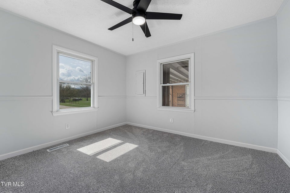 Photo #68: 1663 Bristol Caverns Highway