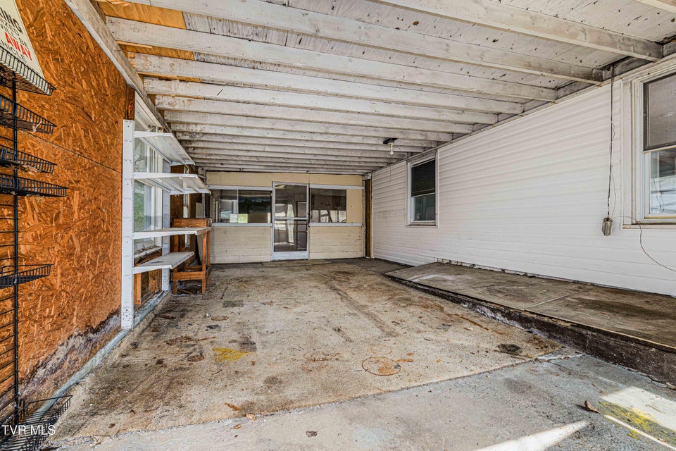 Photo #70: 1663 Bristol Caverns Highway