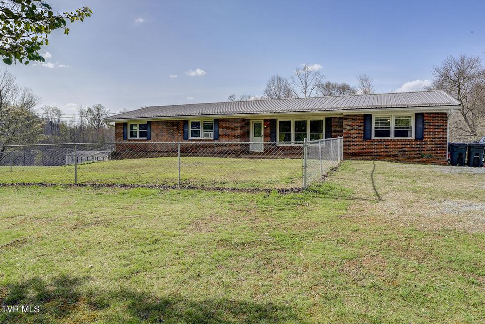 Photo #2: 2686 Siam Road